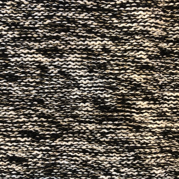 Like New Knit Sweater - Picture 3 of 5